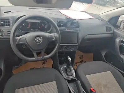 Volkswagen Polo 2018, 82000 км, за 34800 CNY - фото 12
