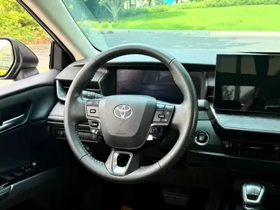 Toyota Camry 2024, 17000 км, за 118000 CNY - фото 6