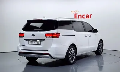 Kia Canival 2016, 123028 км, за 9280000 KRW