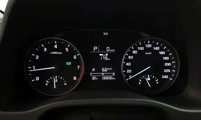 Hyundai Avante 2017, 130690 км, за 8300000 KRW - фото 8