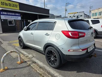 Kia Sportage 2011, 245000 км, за 2990000 KRW - фото 3
