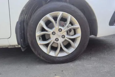 Geely Auto Vision 2019, 26200 км, за 26272.06 CNY - фото 8