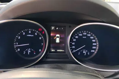 Hyundai Santa Fe 2017, 44400 км, за 58683.08 CNY - фото 15