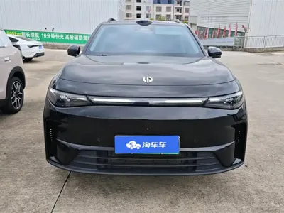 Leapmotor Leapmotor C16 2025, 10800 км, за 137800 CNY