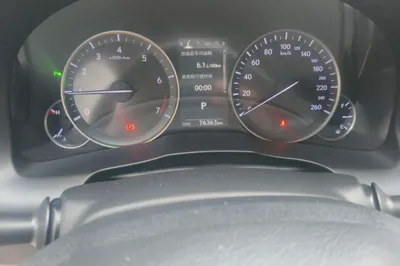 Lexus ES 2017, 76300 км, за 134710.17 CNY - фото 10