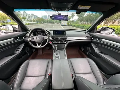 Honda Inspire 2023, 25000 км, за 109800 CNY