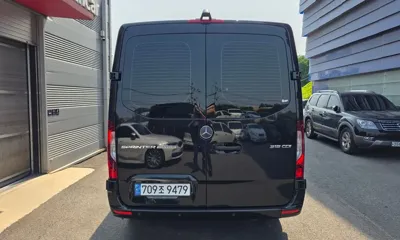 Mercedes-Benz Sprinter 2022, 62455 км, за 86400000 KRW