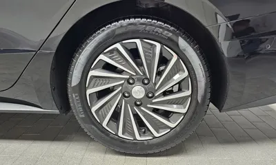 Hyundai Sonata 2023, 13749 км, за 27400000 KRW - фото 21