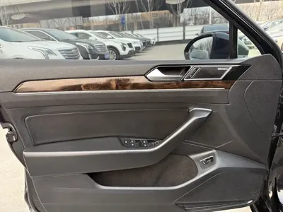 Volkswagen Magotan 2017, 80000 км, за 53600 CNY - фото 5