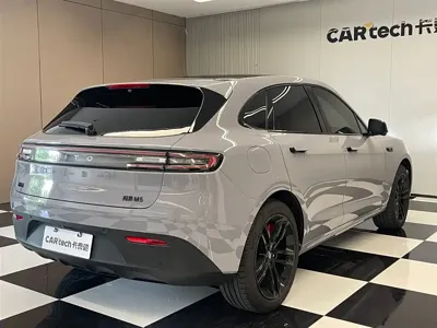 AITO 问界 AITO M5 2026, 600 км, за 179800 CNY