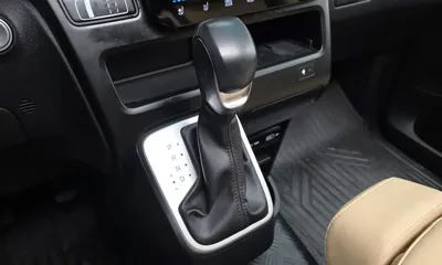 Hyundai Staria 2022, 54262 км, за 27500000 KRW - фото 9
