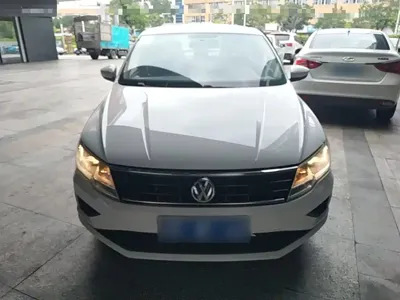 Volkswagen Jetta 2018, 98000 км, за 22900 CNY