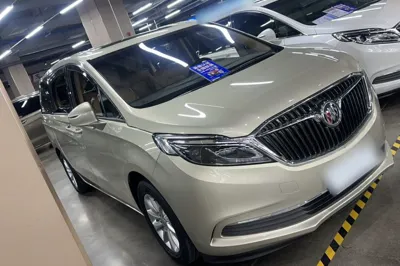 Buick GL8 2017, 154700 км, за 113960.98 CNY