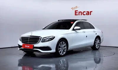 Mercedes-Benz E-Class · 2017 год