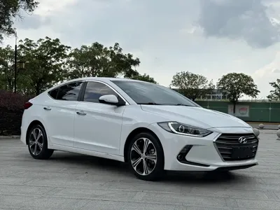 Hyundai Elantra 2019, 50000 км, за 39800 CNY - фото 3
