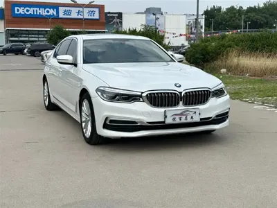BMW 5 Series 2020, 76000 км, за 172500 CNY
