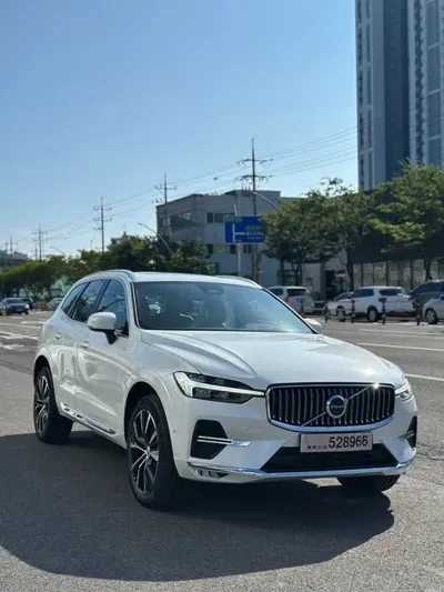 Volvo XC60 · 2025 год
