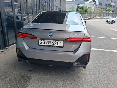 BMW 5-Series 2025, 15260 км, за 86000000 KRW