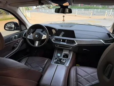 BMW X5 2022, 180000 км, за 268000 CNY
