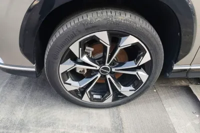 Roewe RX5 New Energy 2023, 35300 км, за 75119.23 CNY - фото 10
