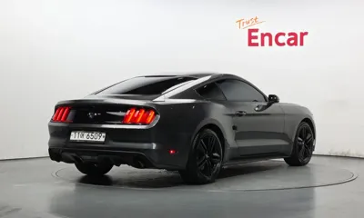 Ford Mustang 2015, 98712 км, за 22220000 KRW