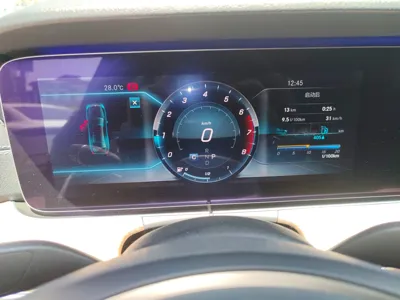 Mercedes-Benz E-Class 2018, 104600 км, за 163409.59 CNY - фото 10