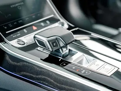 Audi A8 2021, 68000 км, за 326000 CNY - фото 15
