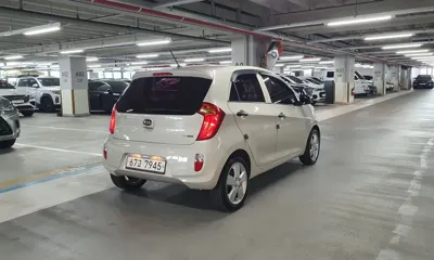 Kia Morning 2015, 88252 км, за 3000000 KRW - фото 6