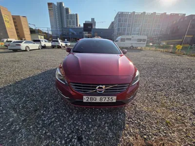 Volvo S60 · 2014 год