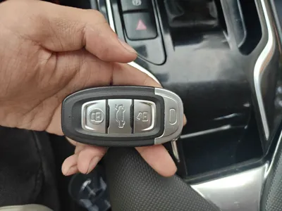 Hongqi E-QM5 2023, 135300 км, за 63261.9 CNY - фото 9