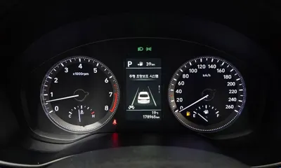 Hyundai Grandeur 2018, 178965 км, за 10890000 KRW - фото 8