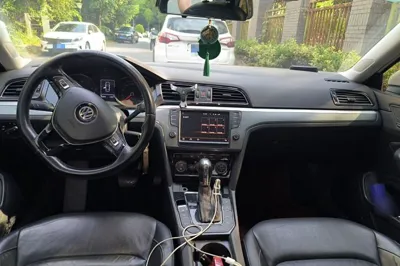 Volkswagen Lamando 2017, 160000 км, за 52738.65 CNY - фото 18