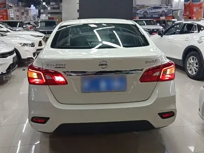 Nissan Sylphy 2025, 5900 км, за 57699 CNY - фото 6