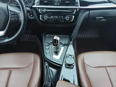 BMW 3 Series 2017, 113000 км, за 68800 CNY - фото 16
