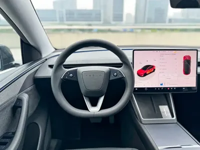 Tesla Model Y 2025, 23000 км, за 253800 CNY - фото 10