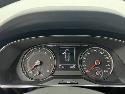 Volkswagen Passat 2021, 84500 км, за 96000 CNY - фото 10