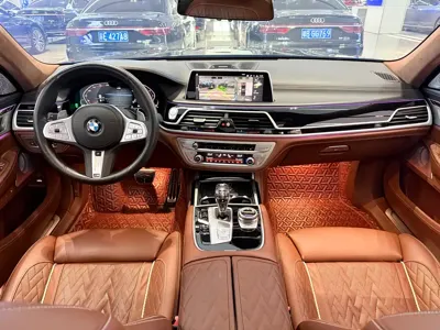 BMW 7 Series 2020, 100000 км, за 376800 CNY - фото 7