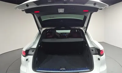 Porsche Cayenne 2023, 52978 км, за 89900000 KRW - фото 32