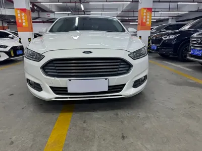 Ford Mondeo 2016, 80000 км, за 24000 CNY
