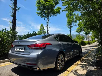 Hyundai Genesis 2014, 129652 км, за 9700000 KRW