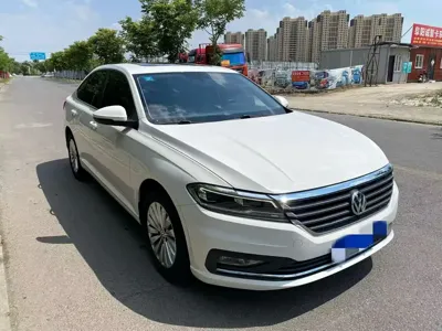 Volkswagen Lavida 2020, 80000 км, за 53600 CNY