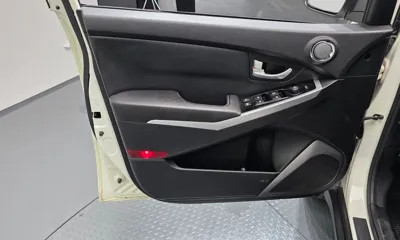 KG_Mobility_Ssangyong KORANDO 2015, 161608 км, за 4500000 KRW - фото 24