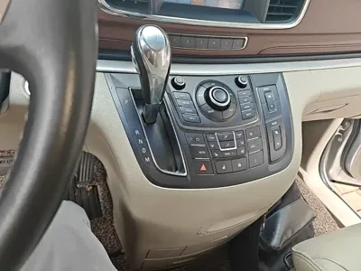 Buick GL8 2015, 67800 км, за 70100 CNY - фото 14