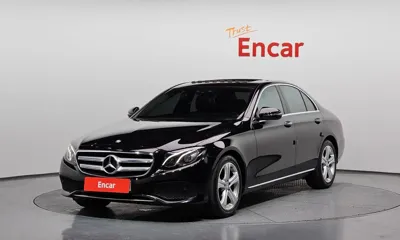 Mercedes-Benz E-Class · 2017 год