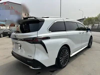 Toyota Granvia 2024, 77800 км, за 230300 CNY - фото 15