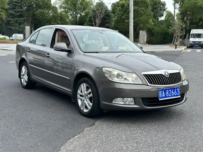 Skoda Octavia 2013, 87000 км, за 14500 CNY