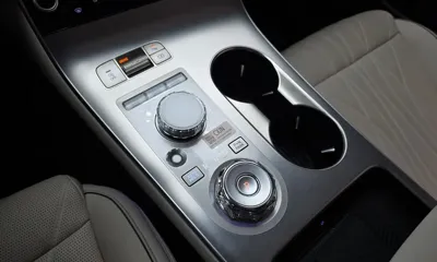 Genesis GV70 2025, 7946 км, за 59990000 KRW - фото 9