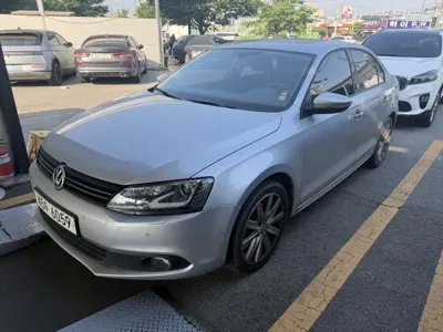 Volkswagen Jetta · 2014 год