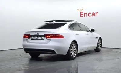 Jaguar XE 2017, 117641 км, за 6600000 KRW