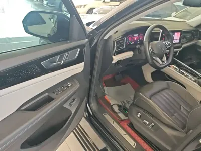 Volkswagen Teramont 2021, 67800 км, за 172800 CNY - фото 16